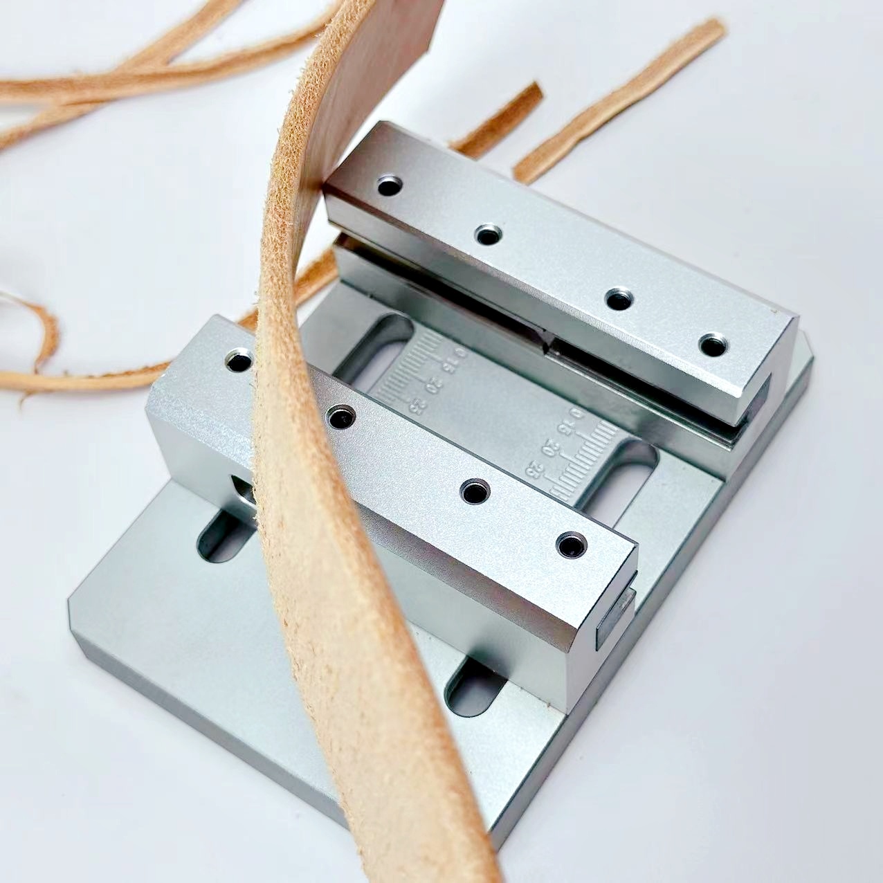 Машина для обработки краев рем – обзор и цена Craft Tools